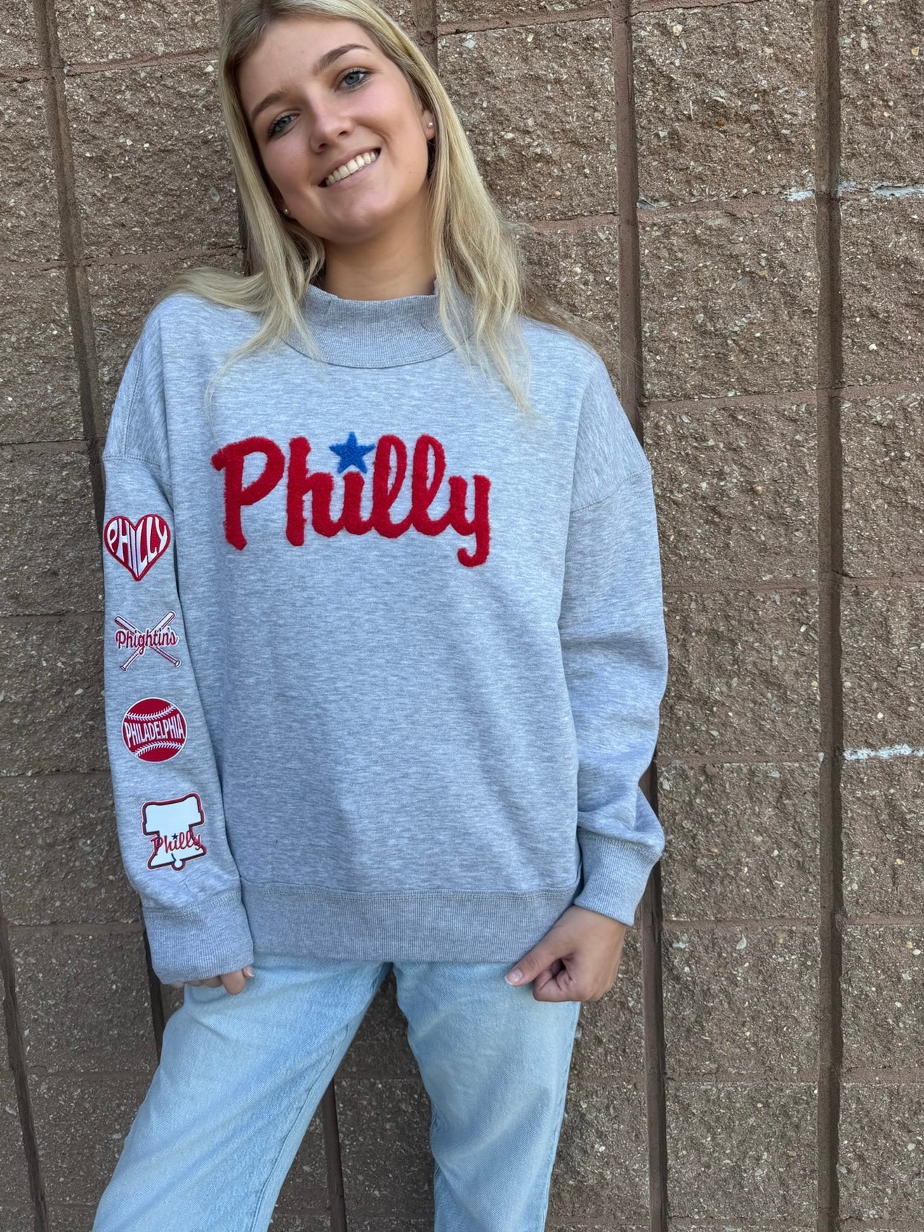 Philly Star Mockneck